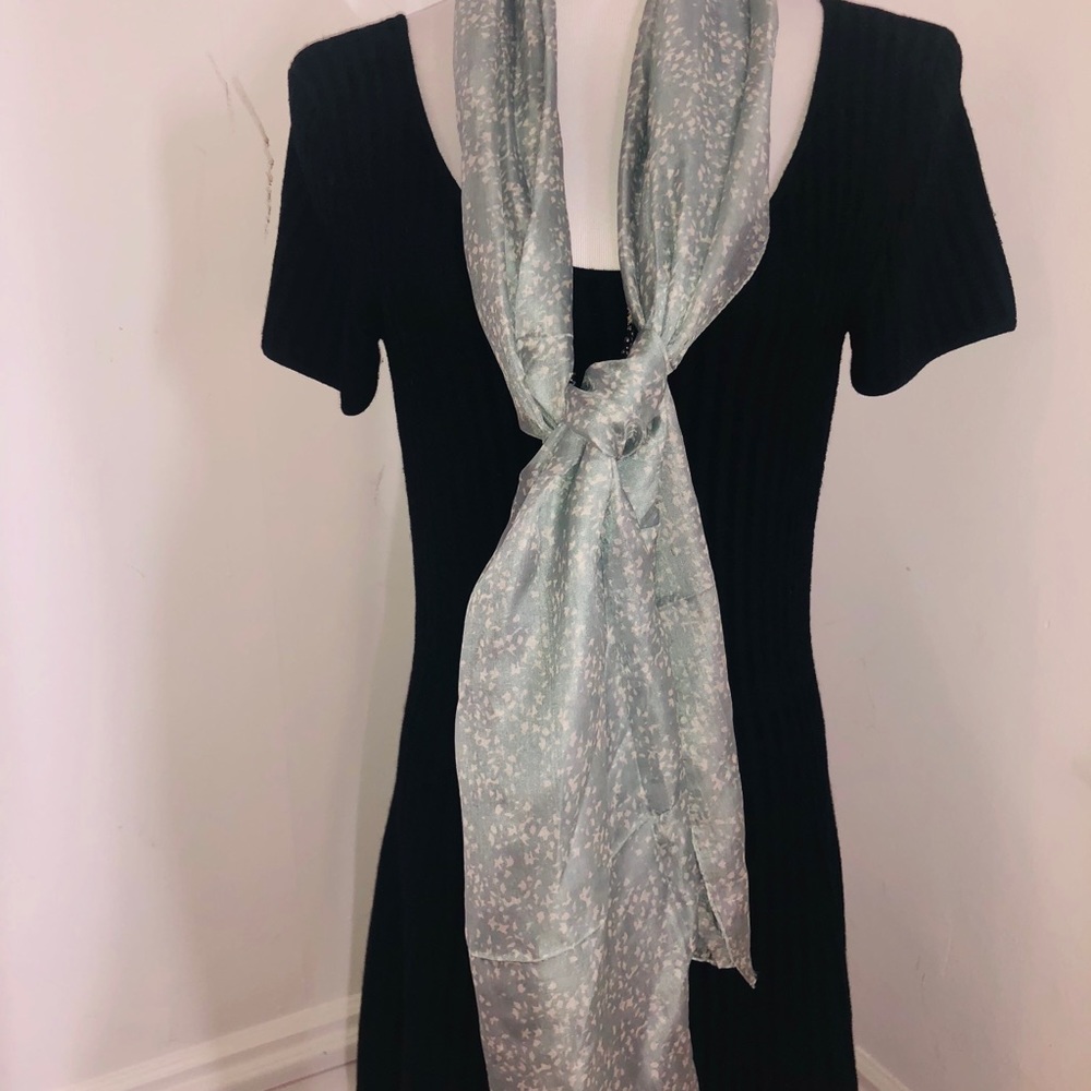 Elegant silk scarf that adds instant chicness